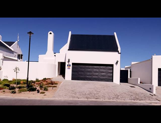 2 BEDROOM HOUSE FOR SALE IN DWARSKERSBOS